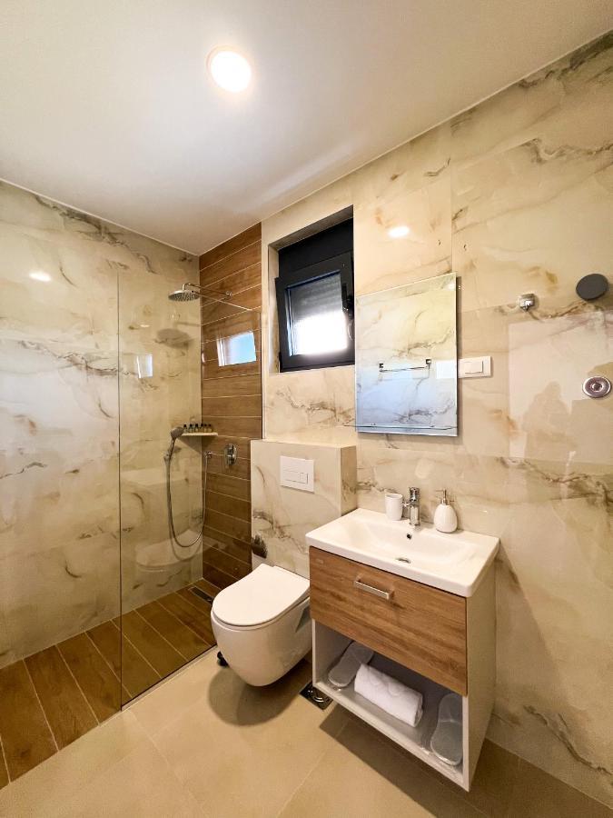 Square Residence ウルツィニ エクステリア 写真