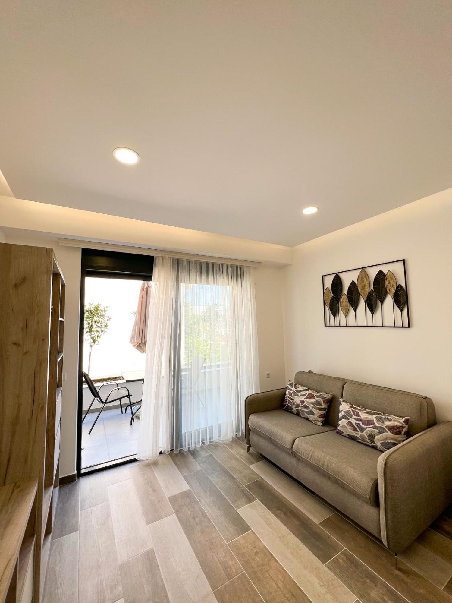 Square Residence ウルツィニ エクステリア 写真